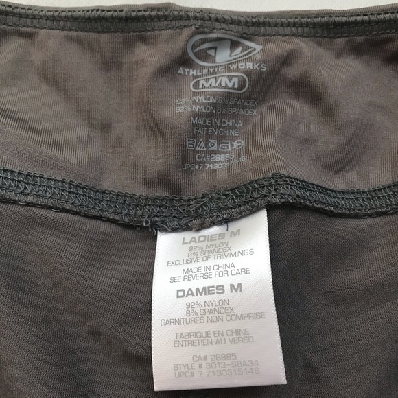 ATHLETIC WORKS ladies shorts in grey & purple Med - Picture 3 of 3